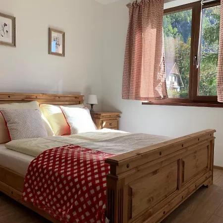 & Waldkrieber Pensión 3*