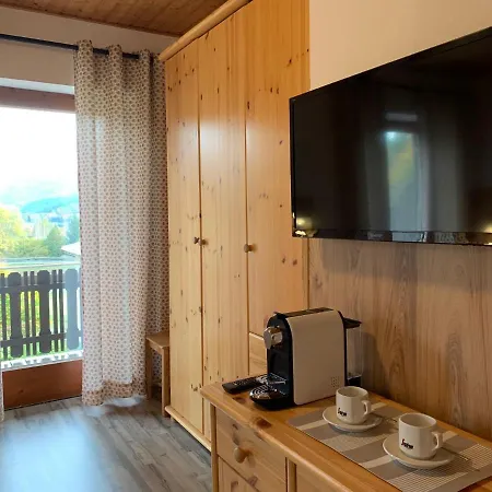 & Waldkrieber Pensión Presseggersee