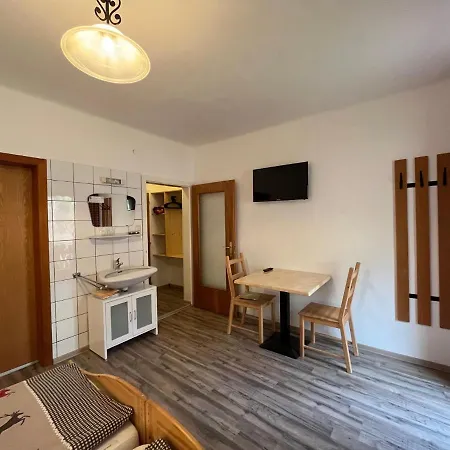 & Waldkrieber Guest house