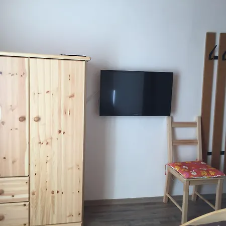 & Waldkrieber 3* بريسيغ