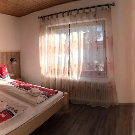 & Waldkrieber Pensión 3*