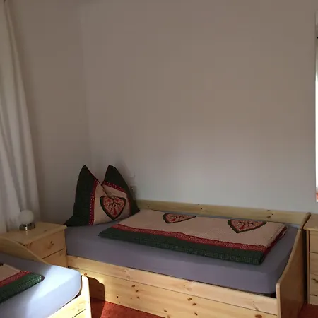 Pensión & Waldkrieber 3*