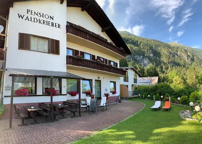 & Waldkrieber בית הארחה פרסגרזי