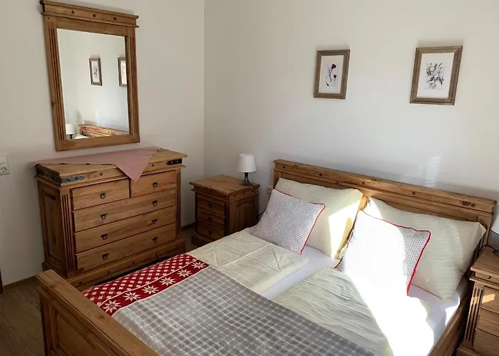 בית הארחה & Waldkrieber 3*