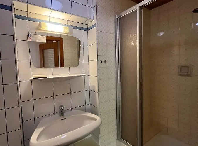 & Waldkrieber 3* פרסגרזי