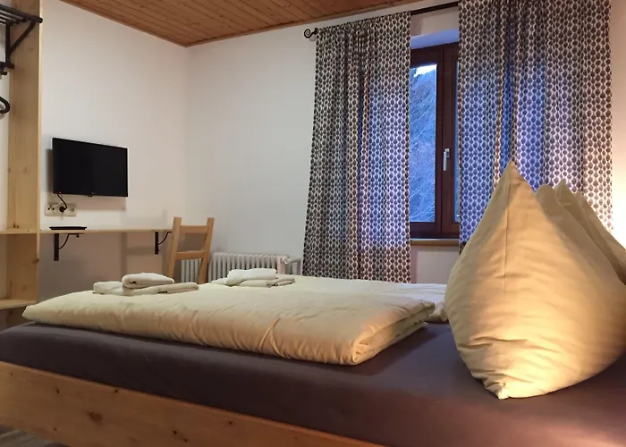 & Waldkrieber פרסגרזי