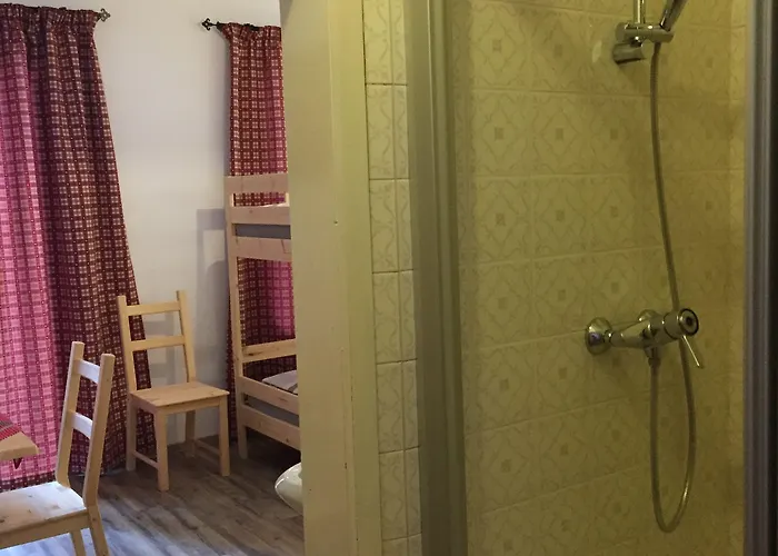 & Waldkrieber בית הארחה