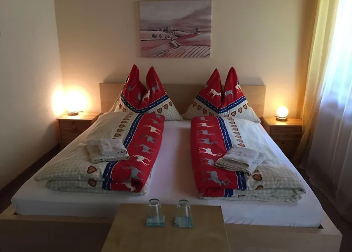 & Waldkrieber Guest house Presseggersee